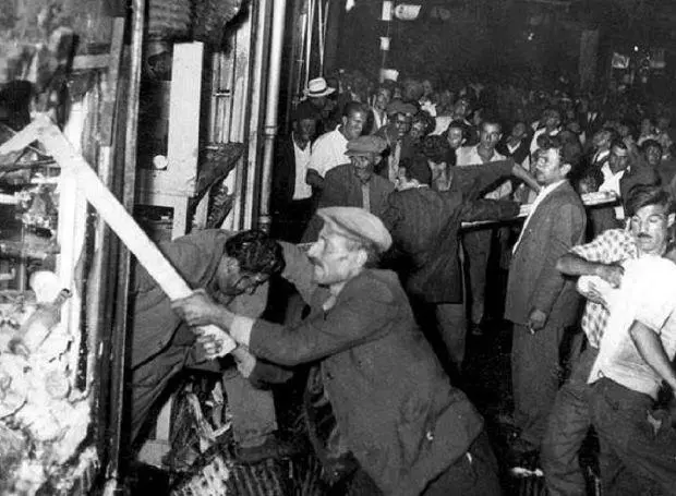 Δημόσια Κεντρική Βιβλιοθήκη Πύργου: 6-7 Σεπτεμβρίου 1955 – Τα “Σεπτεμβριανά” στην Κωνσταντινούπολη (βιβλιοπροτάσεις)