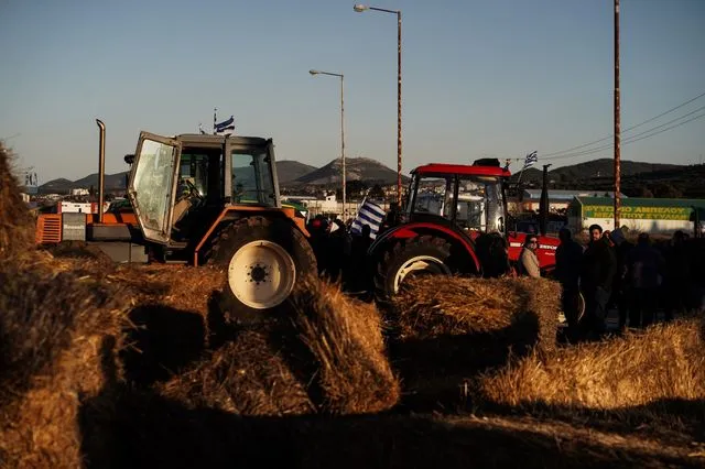 Οι αγρότες περιμένουν τη ΔΕΘ με το πόδι στο γκάζι των τρακτέρ