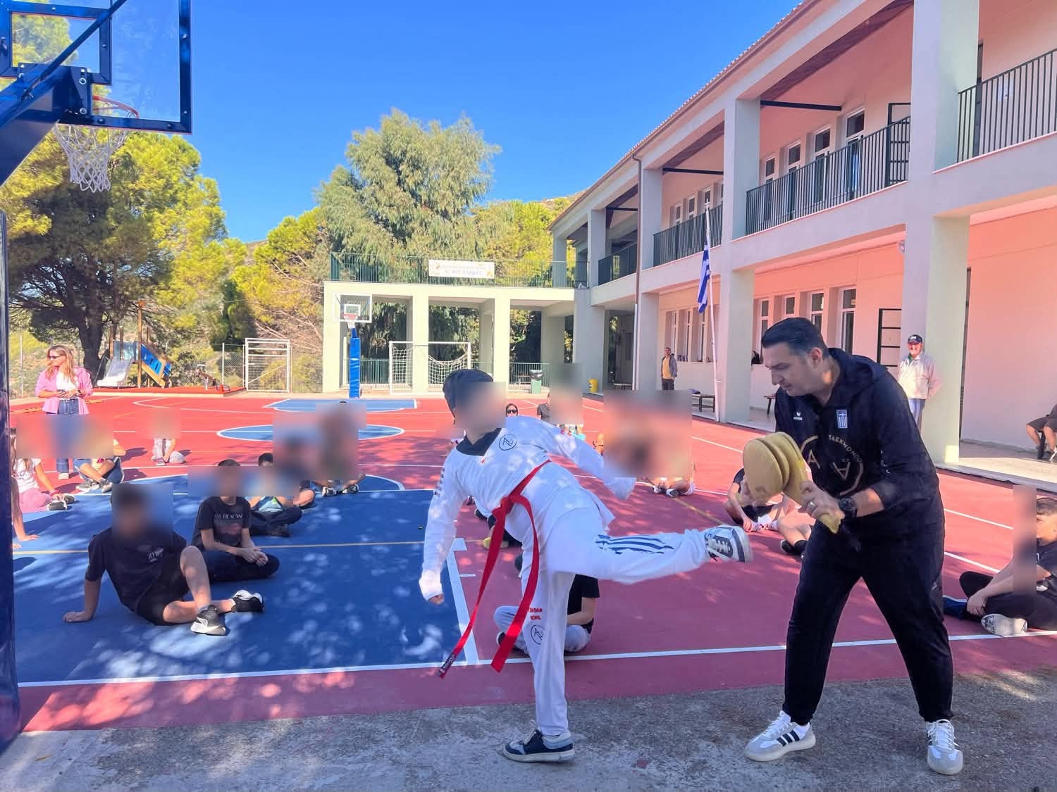 Ν. Φιγαλεία: Δημοτικό και Νηπιαγωγείο γιόρτασαν μαζί την Ημέρα Σχολικού Αθλητισμού