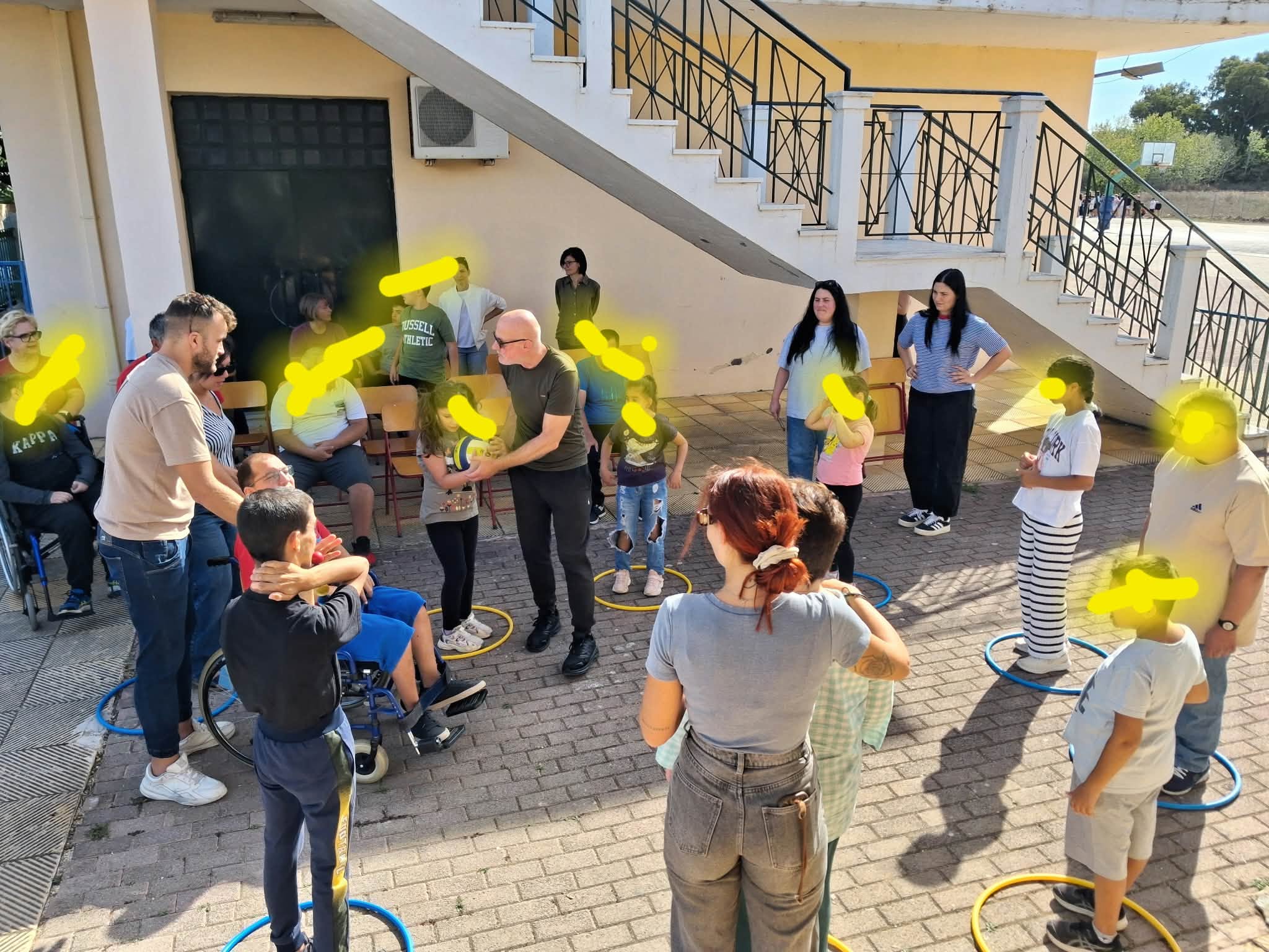 Το ΚΔΑΠ ΑμεΑ “Ηλίανθος” και το Ειδικό Δημοτικό Σχολείο Λεχαινών έκαναν μαζί “Άλμα προς το μέλλον”
