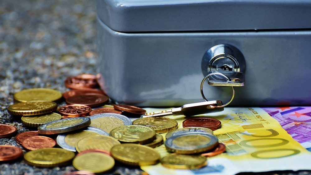 Πώς θα λειτουργεί ο κουμπαράς για τα παιδιά με ετήσια επιδότηση από το κράτος – Αναλυτικά παραδείγματα