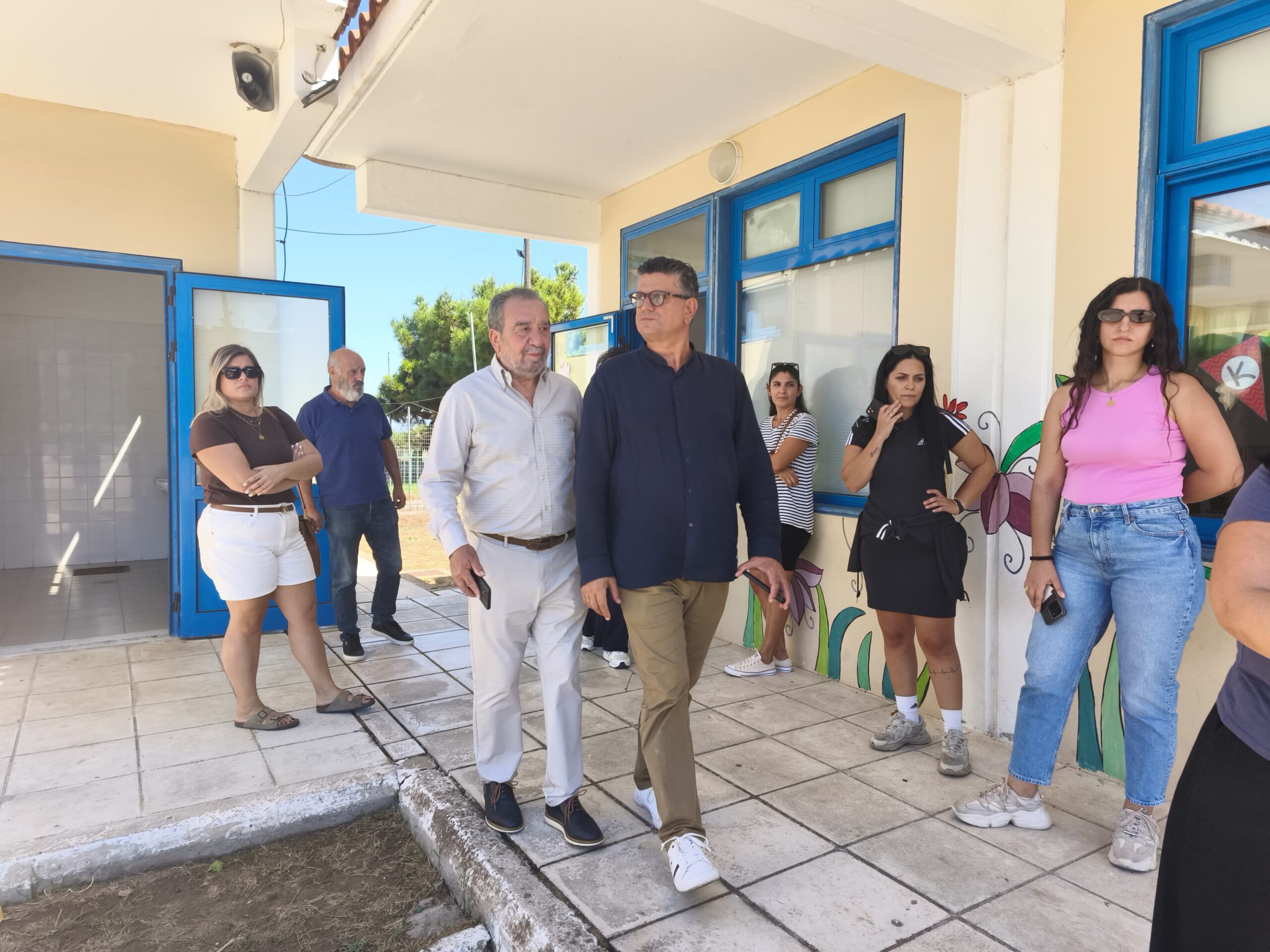 Ολοκληρώθηκαν οι εργασίες αποκατάστασης και ελαιοχρωματισμού στο Δημοτικό Σχολείο Κάτω Παναγιάς και το Νηπιαγωγείο Κυλλήνης