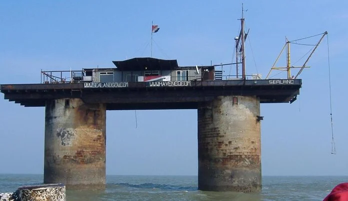 Sealand: Πώς μια στρατιωτική πλατφόρμα έγινε το πιο παράξενο μικροκράτος στον πλανήτη