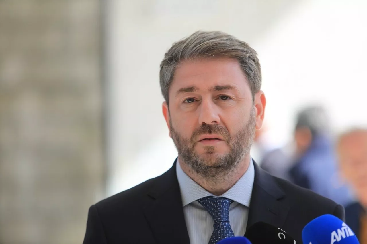 Ανδρουλάκης: Οι επιστολές στην φον ντερ Λάιεν μου θυμίζουν «Τα γαλάζια σου γράμματα» – Μια ζωή περιμένω, μα δεν γίνονται θαύματα