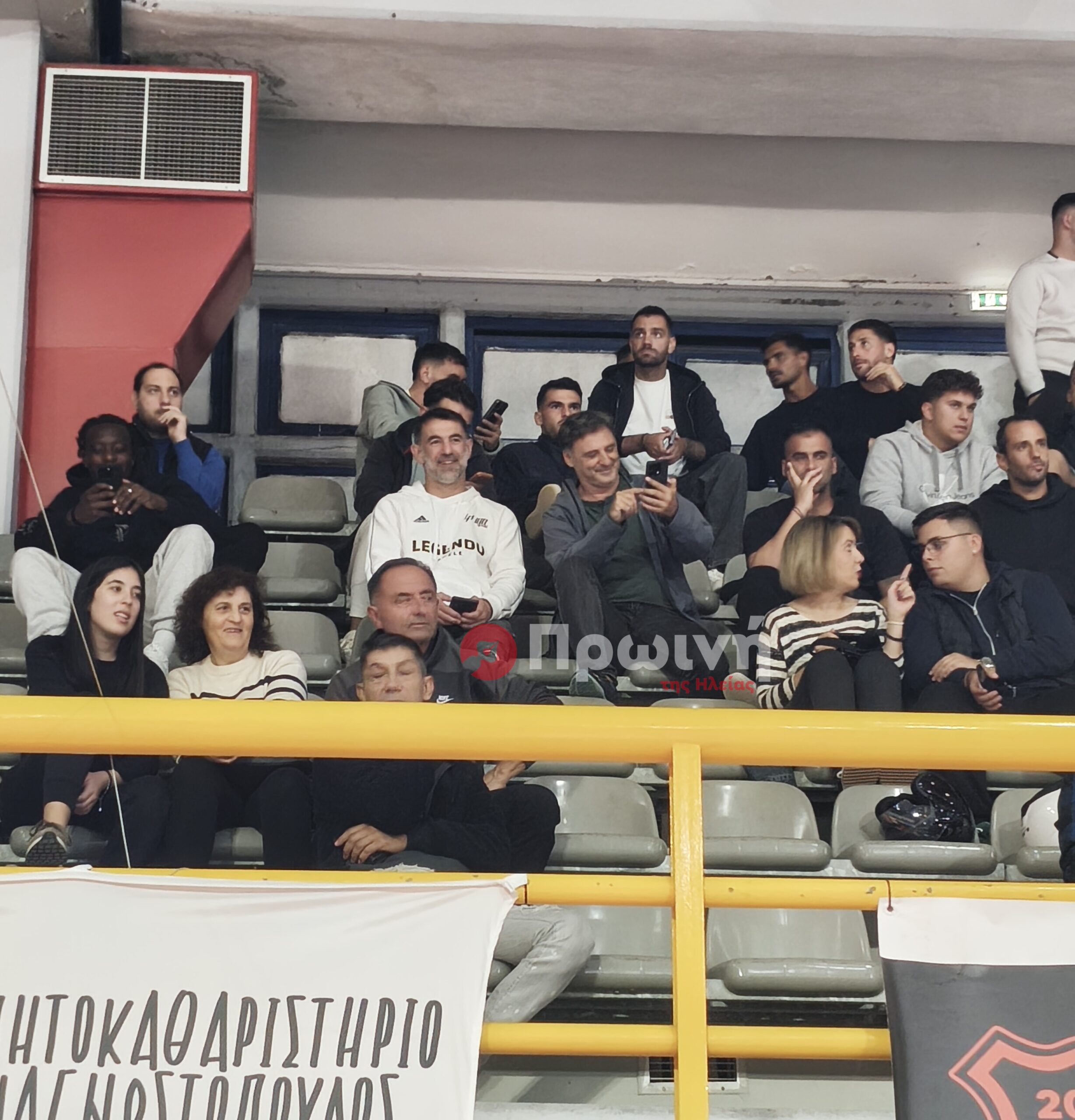 Ο Γιώργος Καραγκούνης στο ματς του Pyrgos Futsal με τον Ερμή Ζωγράφου
