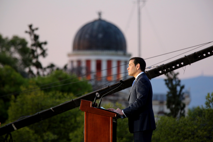 Με εξοπλισμούς 4 δισ. ευρώ φεύγει ο Ρούμπιο – Προσπαθεί να κληρονομήσει το κίνημα MAGA