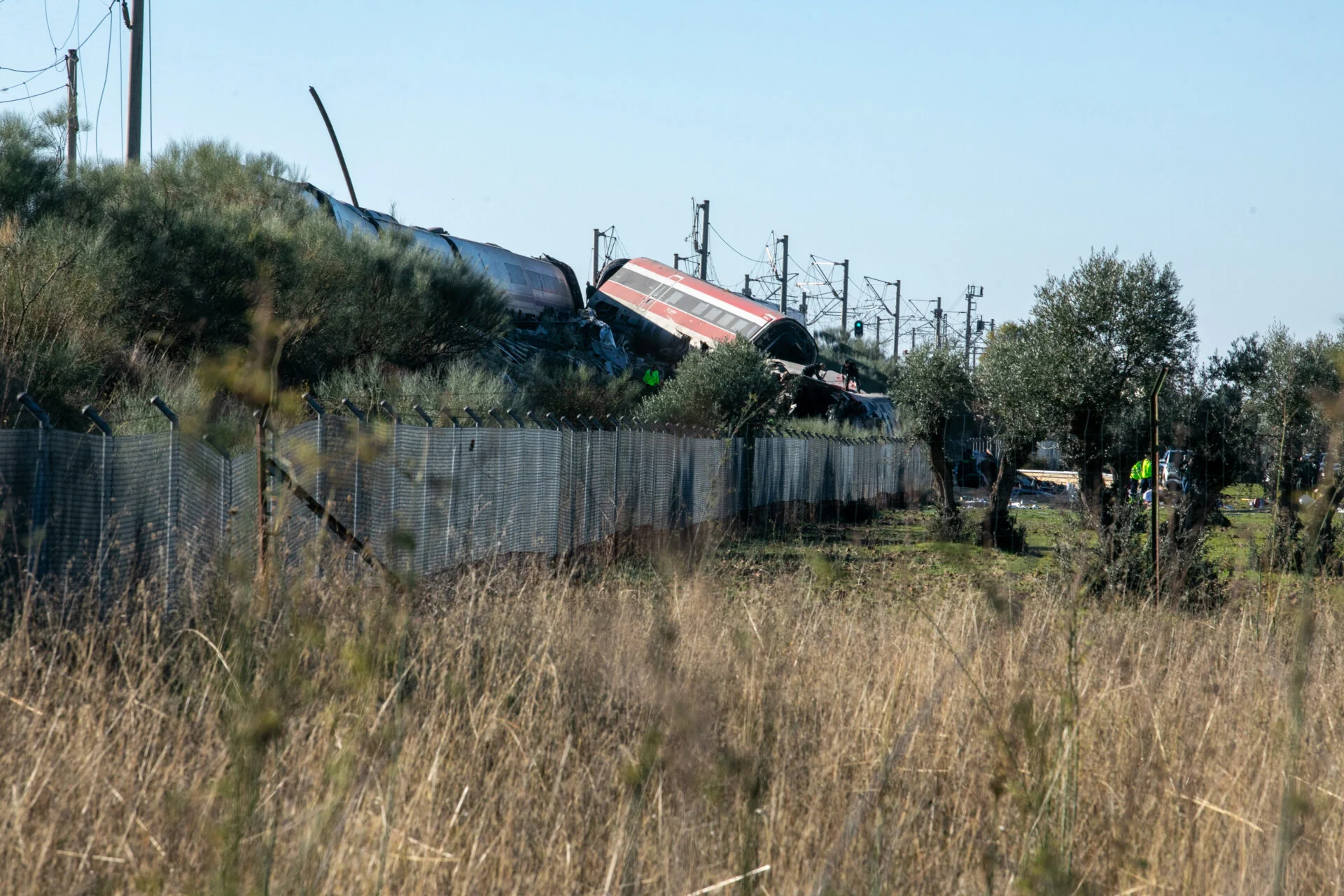 Τραγωδία στην Ισπανία: Σύγκρουση τρένων στο Τολέδο – Τουλάχιστον τριάντα νεκροί και αρκετοί τραυματίες[βίντεο] 